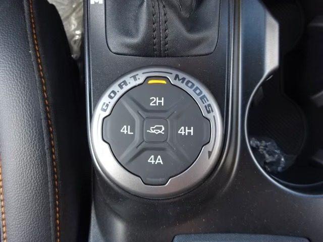 FORD Bronco 2.7 EcoBoost V6 335CV Badlands