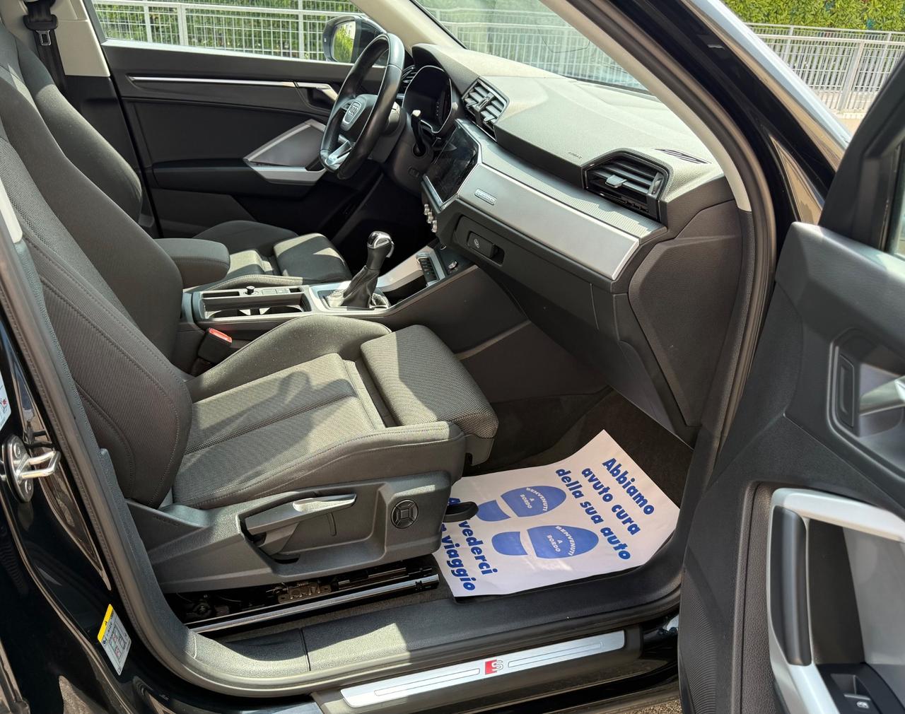 Audi Q3 SPB 40 TDI quattro S tronic S Line Identity Black