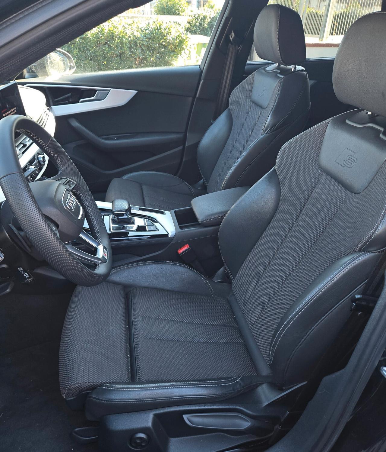 Audi A4 40 TDI Mild-Hybrid S line quattro