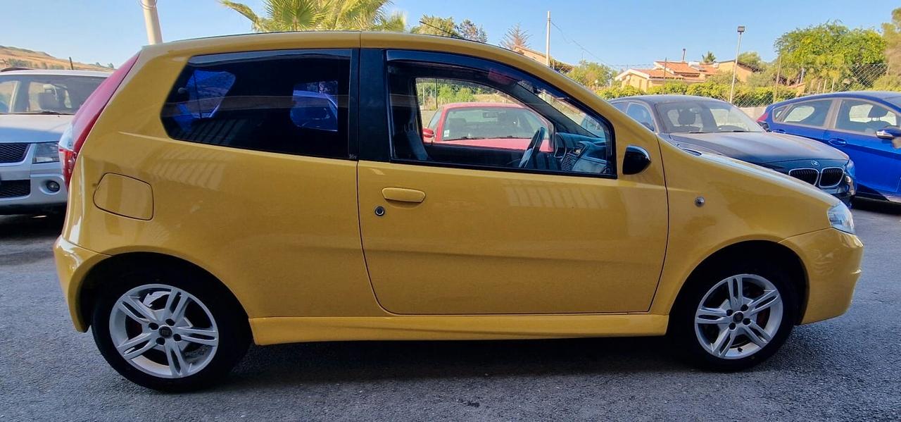 Fiat Punto 1.8 16V 3 porte HGT