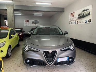 Alfa Romeo Stelvio 2.2 210 CV AT8 Q4 Business 2017