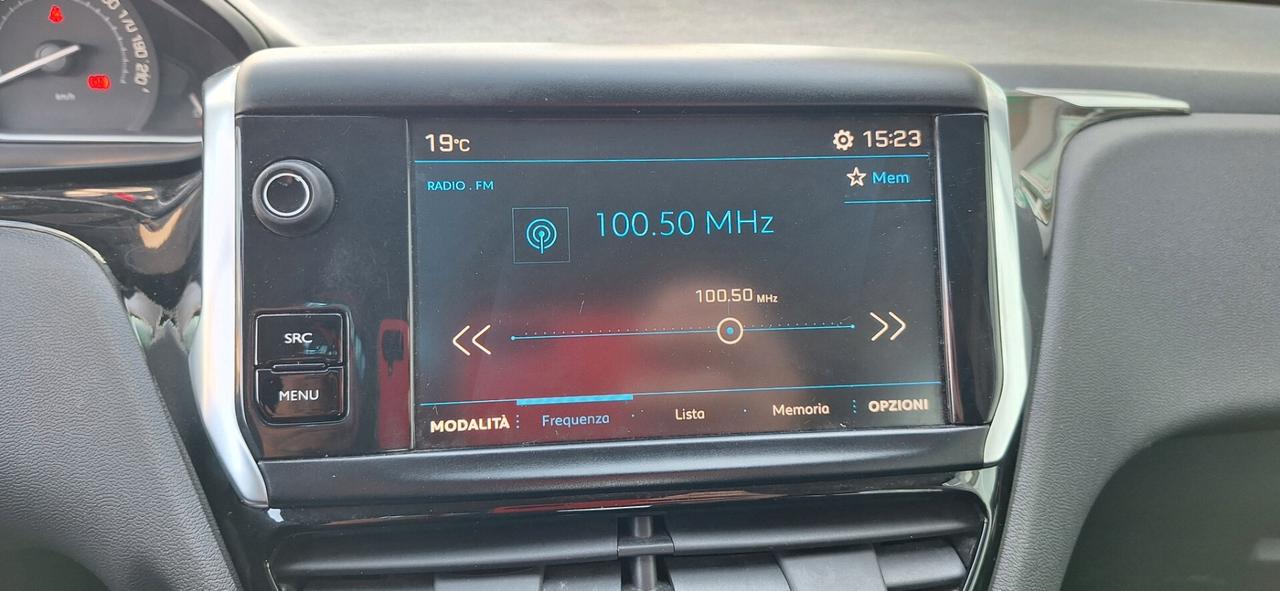 Peugeot 208 BlueHDi 100 S&S 5p. N1