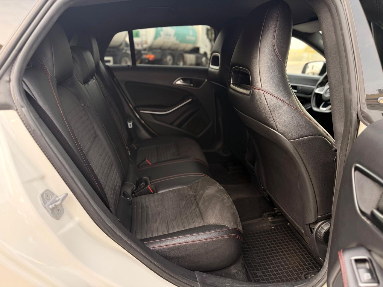 Mercedes-benz CLA 200 d S.W. Automatic Premium