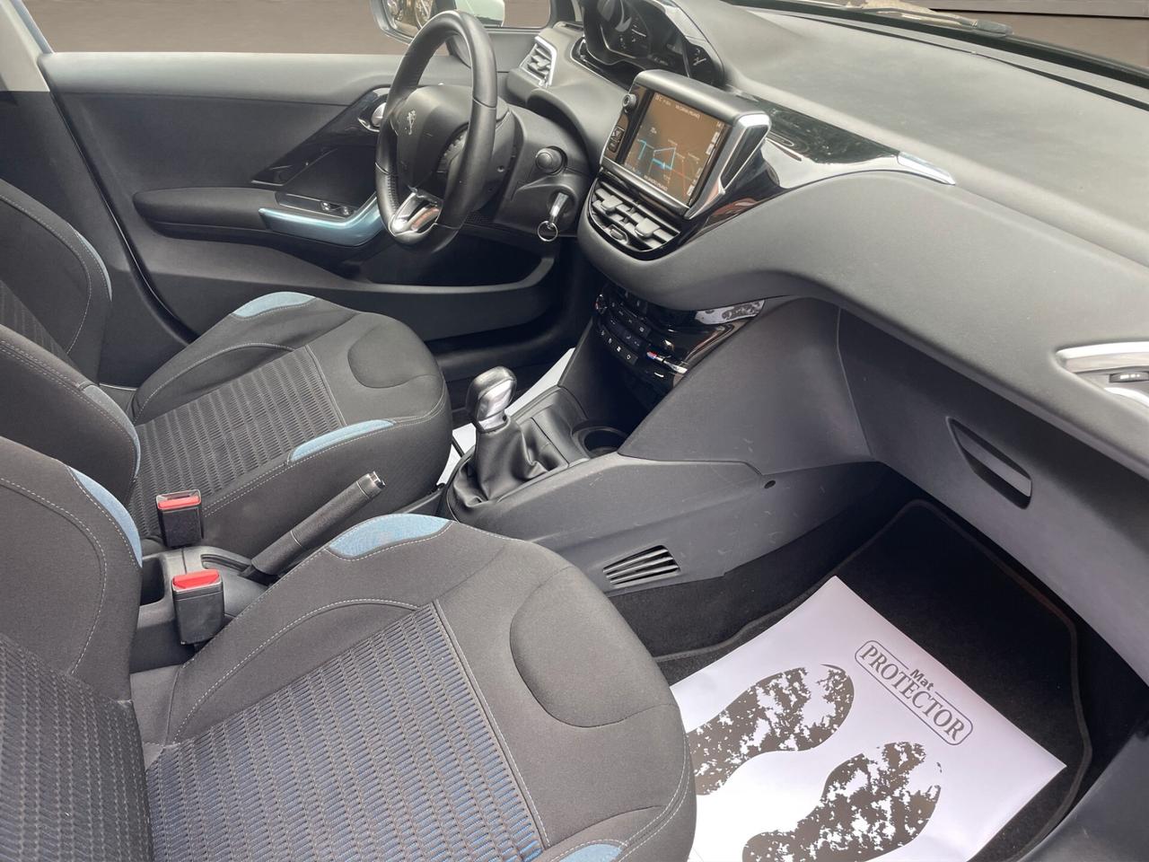 Peugeot 208 UNICO PROPRIETARIO - DISTRIBUZIONE ESEGUITA