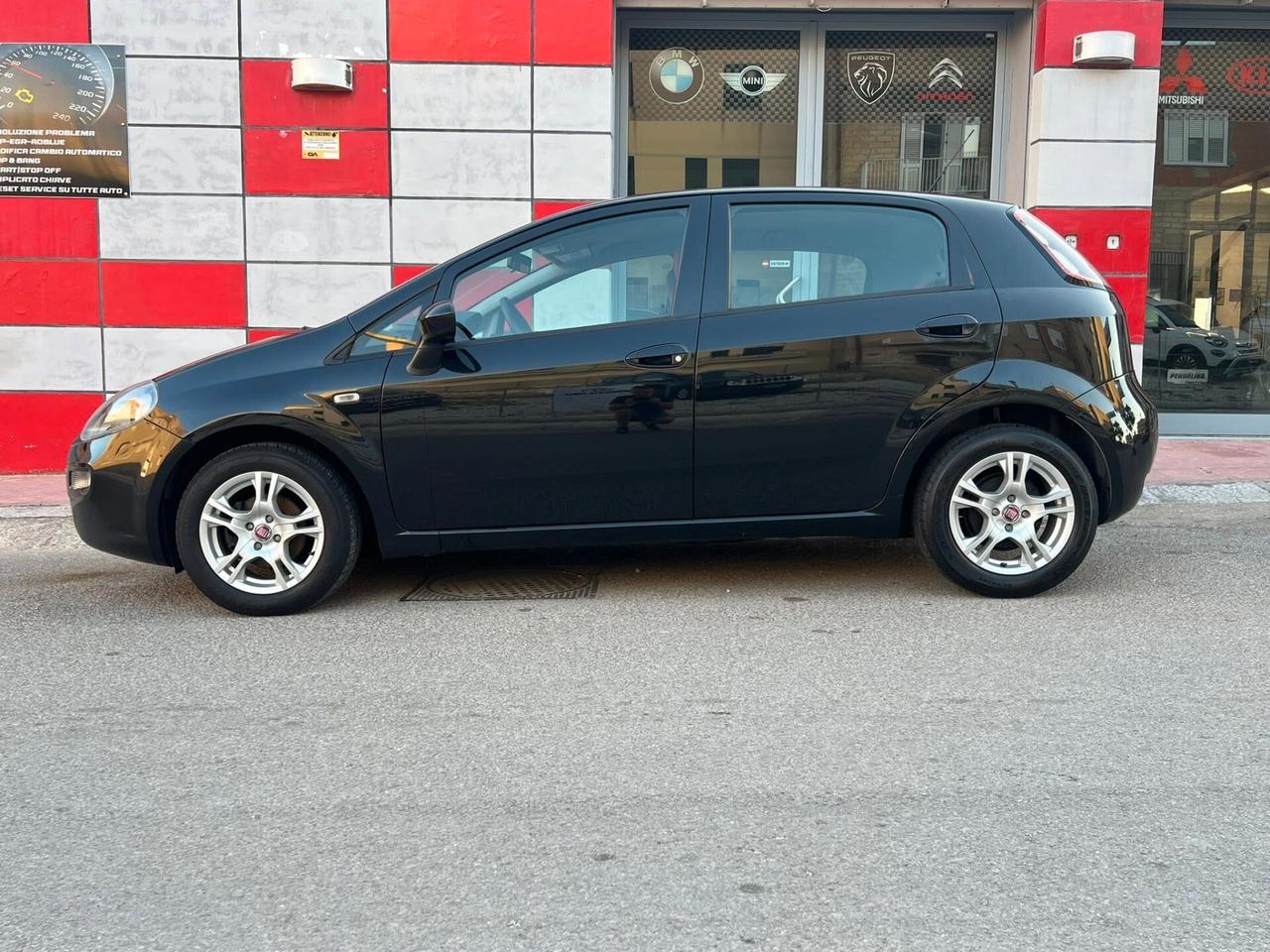 Fiat Punto 1.4 S&S 8V 5 porte Easy