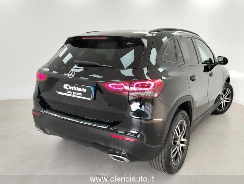 Mercedes-Benz GLA 200 d Automatic Premium