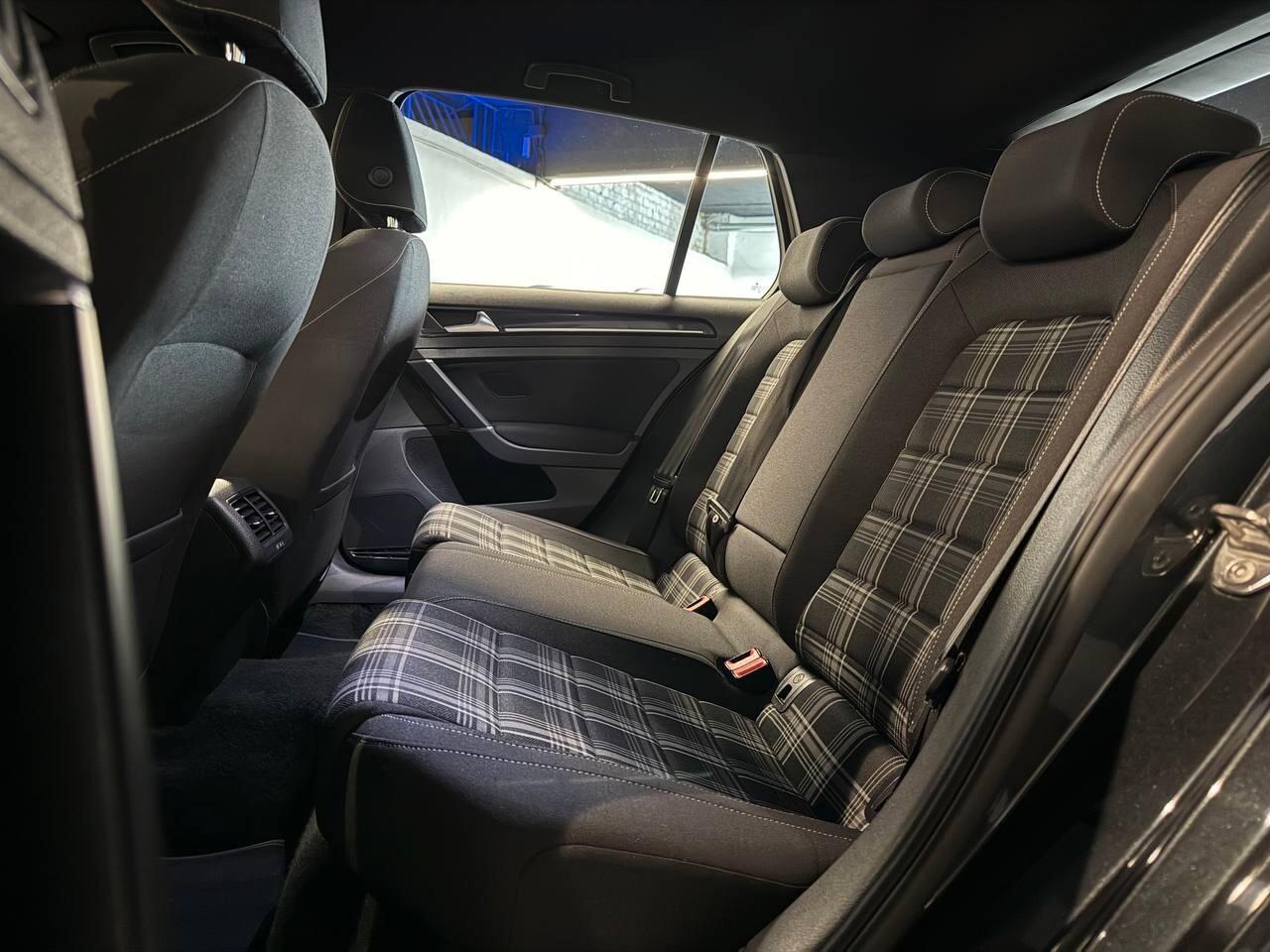 Volkswagen Golf GTD 2.0 TDI DSG 5p. BlueMotion Technology