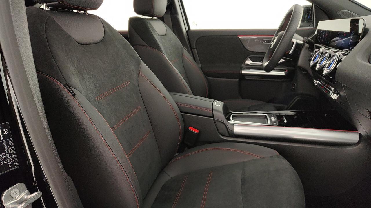 Mercedes-Benz GLA 200 d automatic