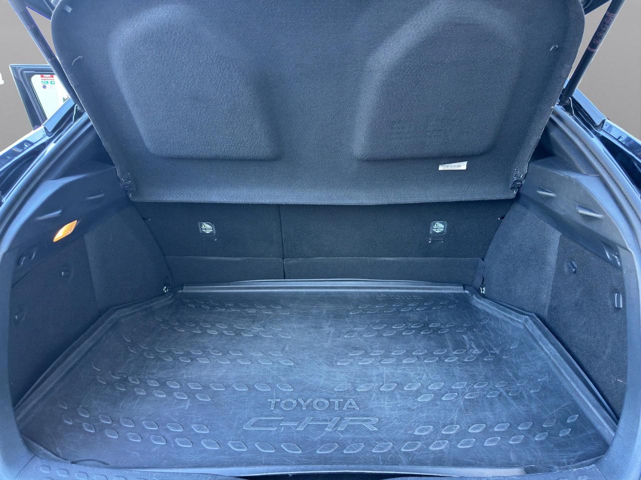 Toyota C-HR 2.0h More Business e-cvt