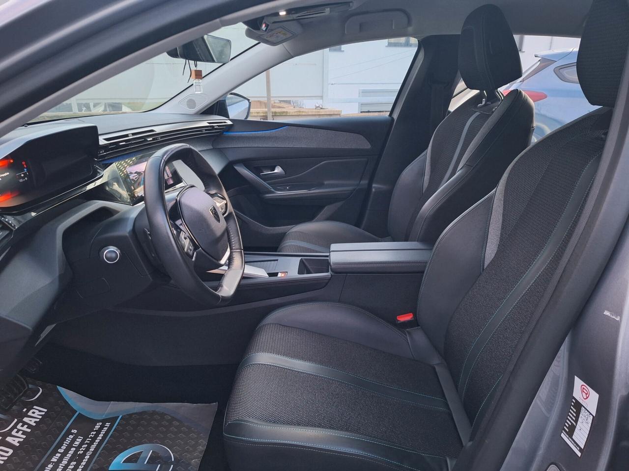 Peugeot 308 ALLURE PACK 1.5 HDi 130cv EAT8 NAV+RETROCAM. 2022