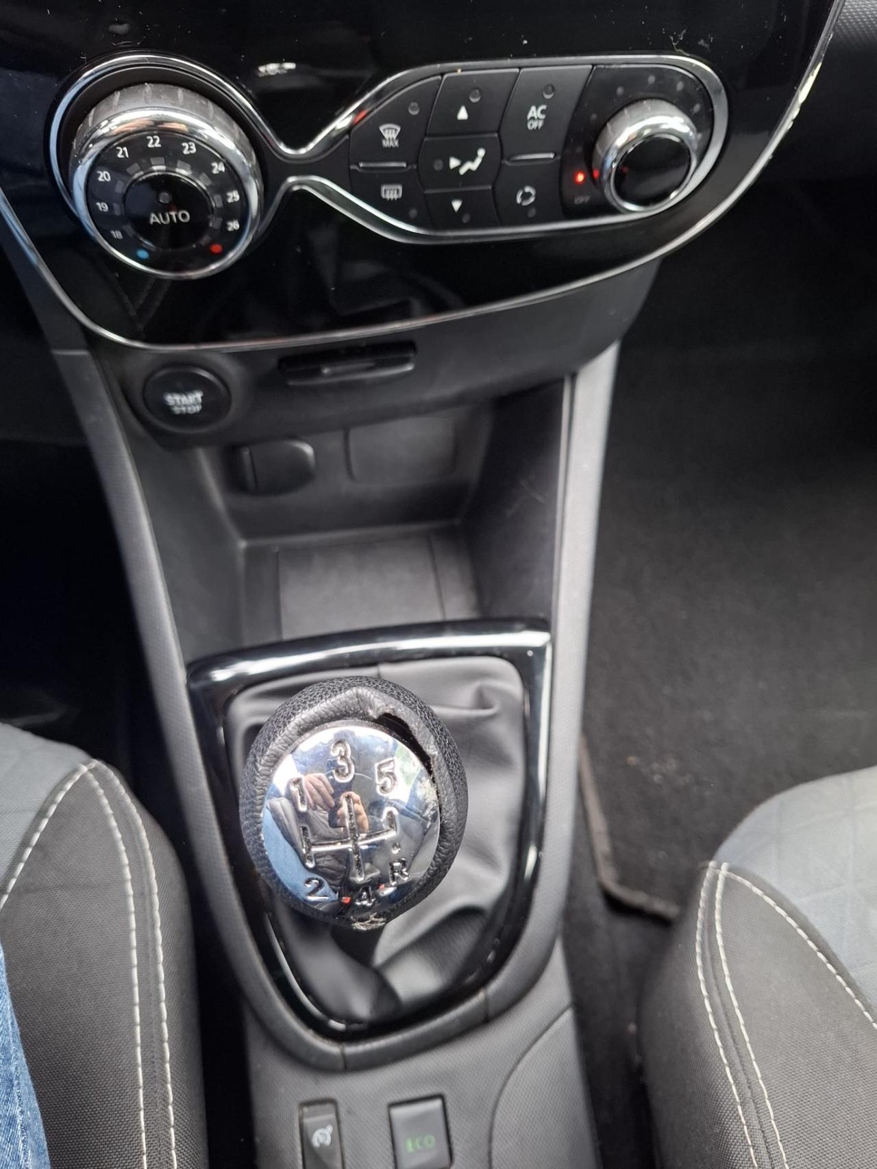 Renault Clio 1.5 dCi 8V 90CV EDC 5 porte Energy