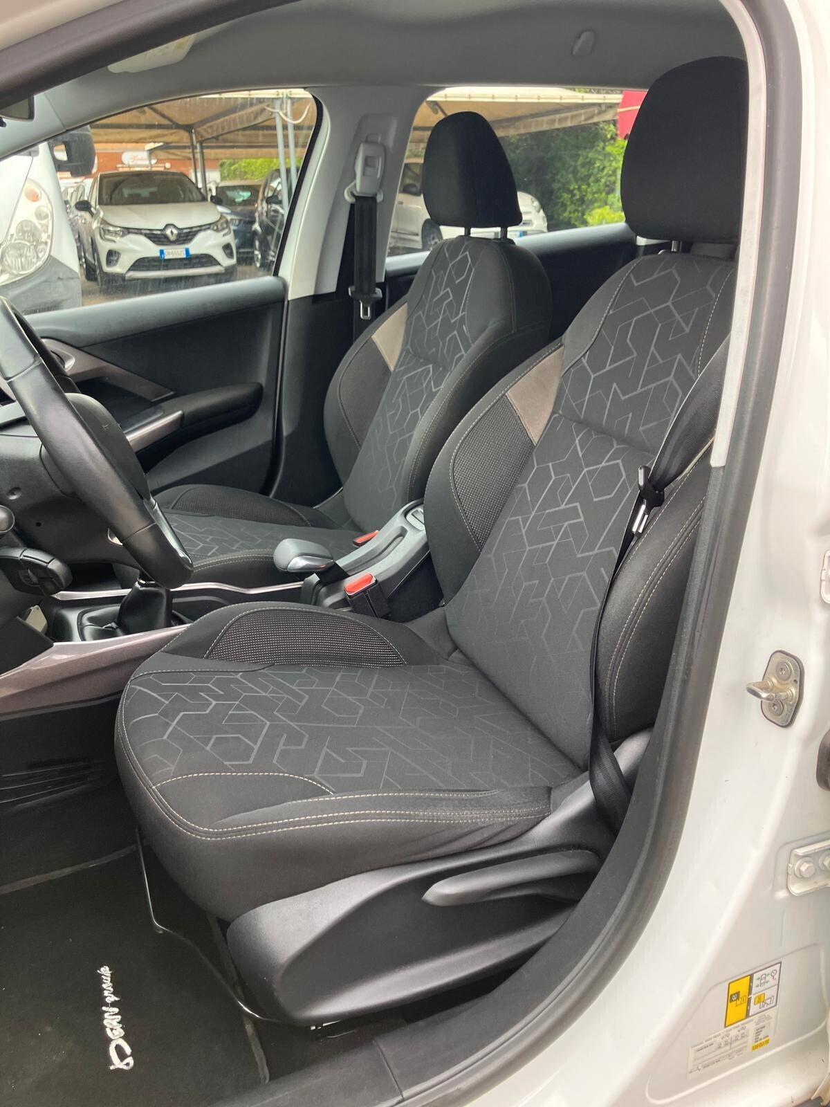 PEUGEOT 2008 1.6 BlueHDi 100cv Active