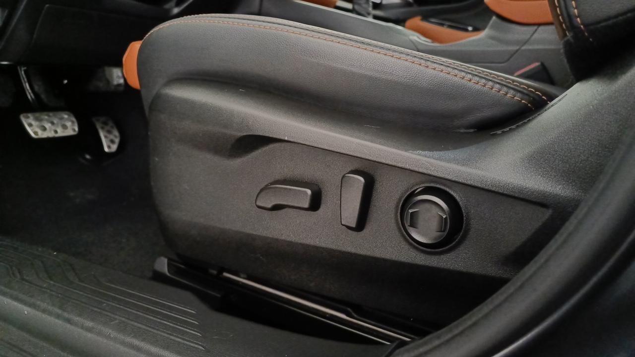 SUBARU Outback 2.5i Premium lineartronic