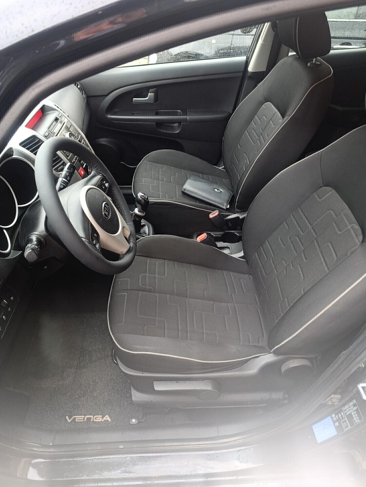 Kia Rio 1.4 CRDi WGT 5p. EX