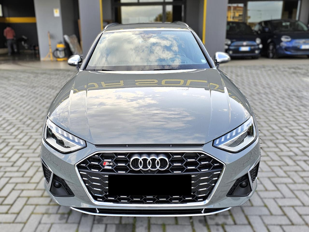 Audi A4 S4 Avant TDI quattro tiptronic