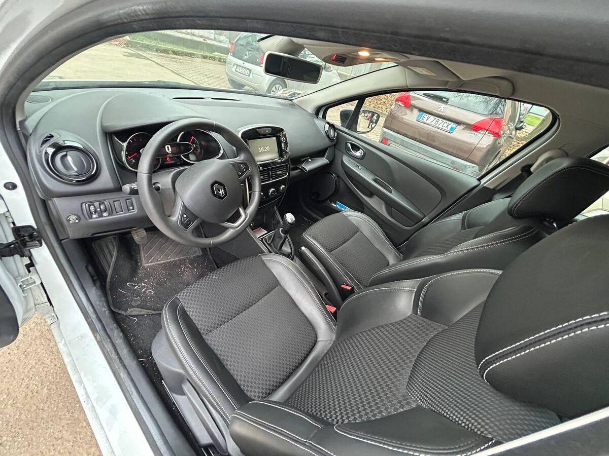 Renault Clio 0.9 tce Moschino Intens Gpl 90cv