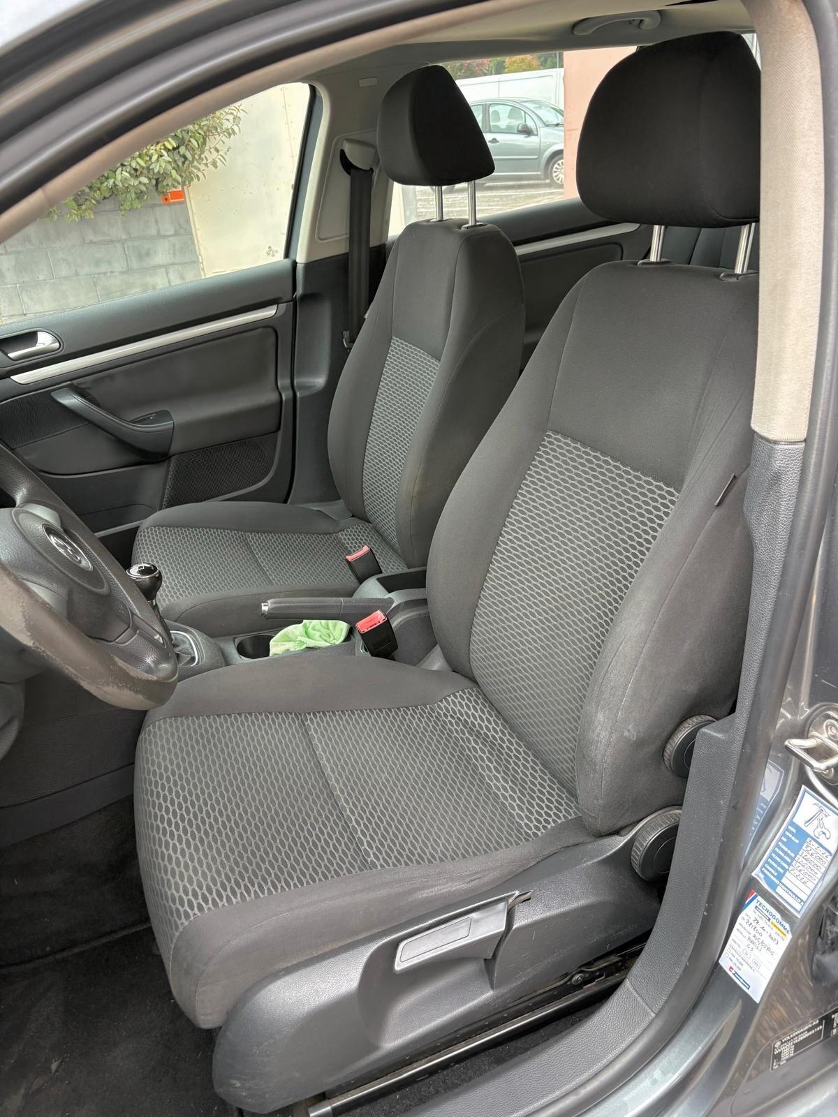 Volkswagen Golf Variant 1.6 TDI Neopatentati
