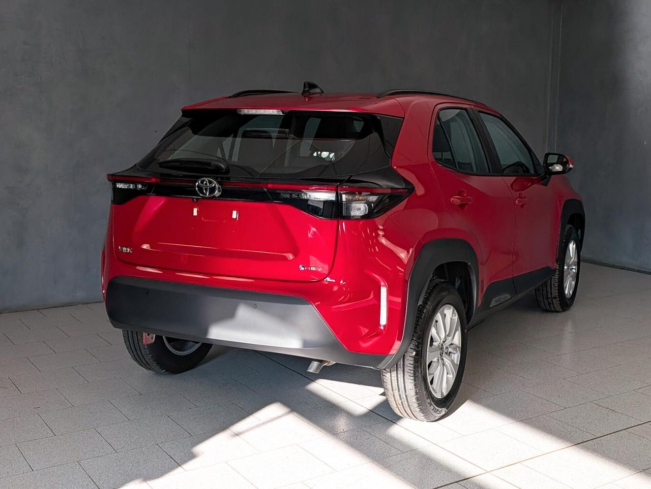 TOYOTA YARIS CROSS 1.5 HYBRID 116 CV ACTIVE KM0