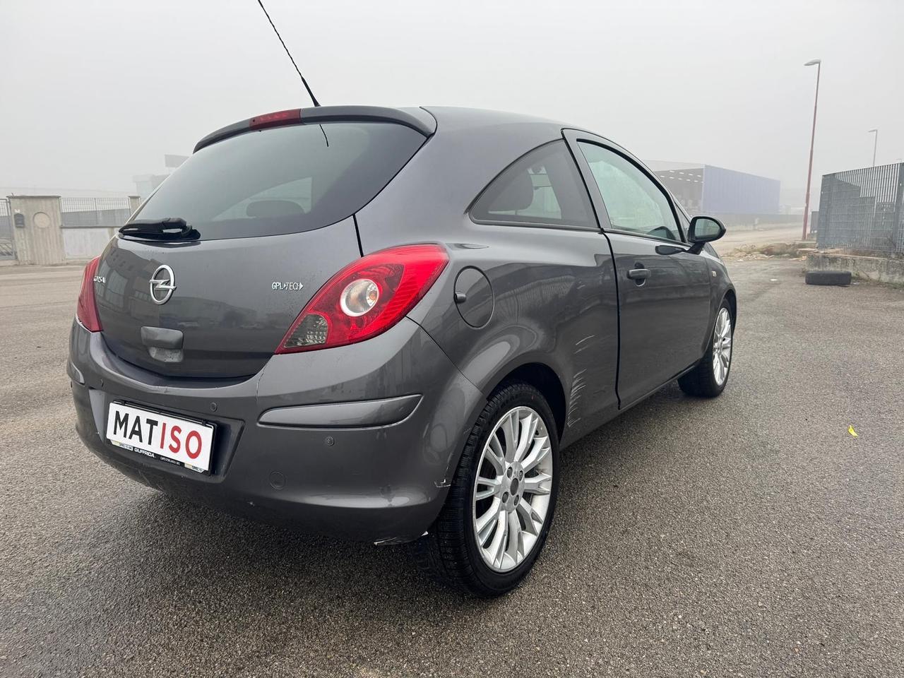 Opel Corsa 1.2 85CV 3 porte GPL-TECH Elective