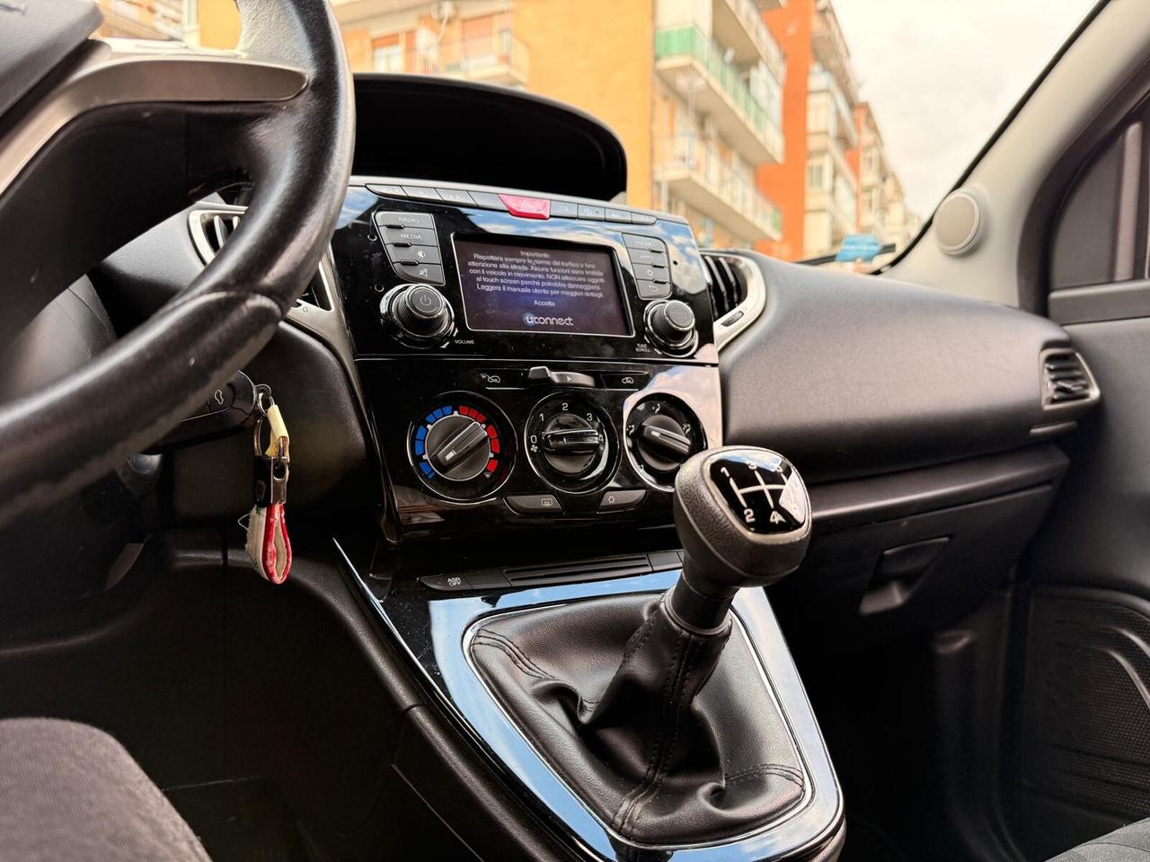 Lancia Ypsilon 1.3 MJT 16V 95 CV 5 porte S&S Platinum