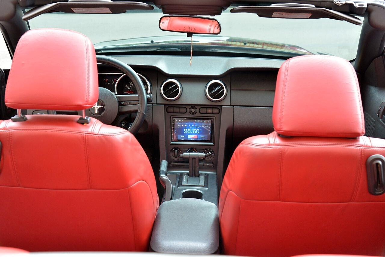 Ford Mustang 4.0 V6 cabrio a Firenze