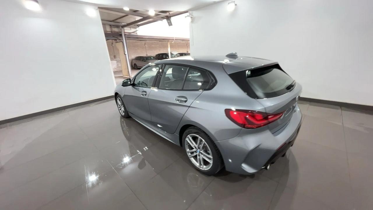Bmw 118 118d 5p. Msport
