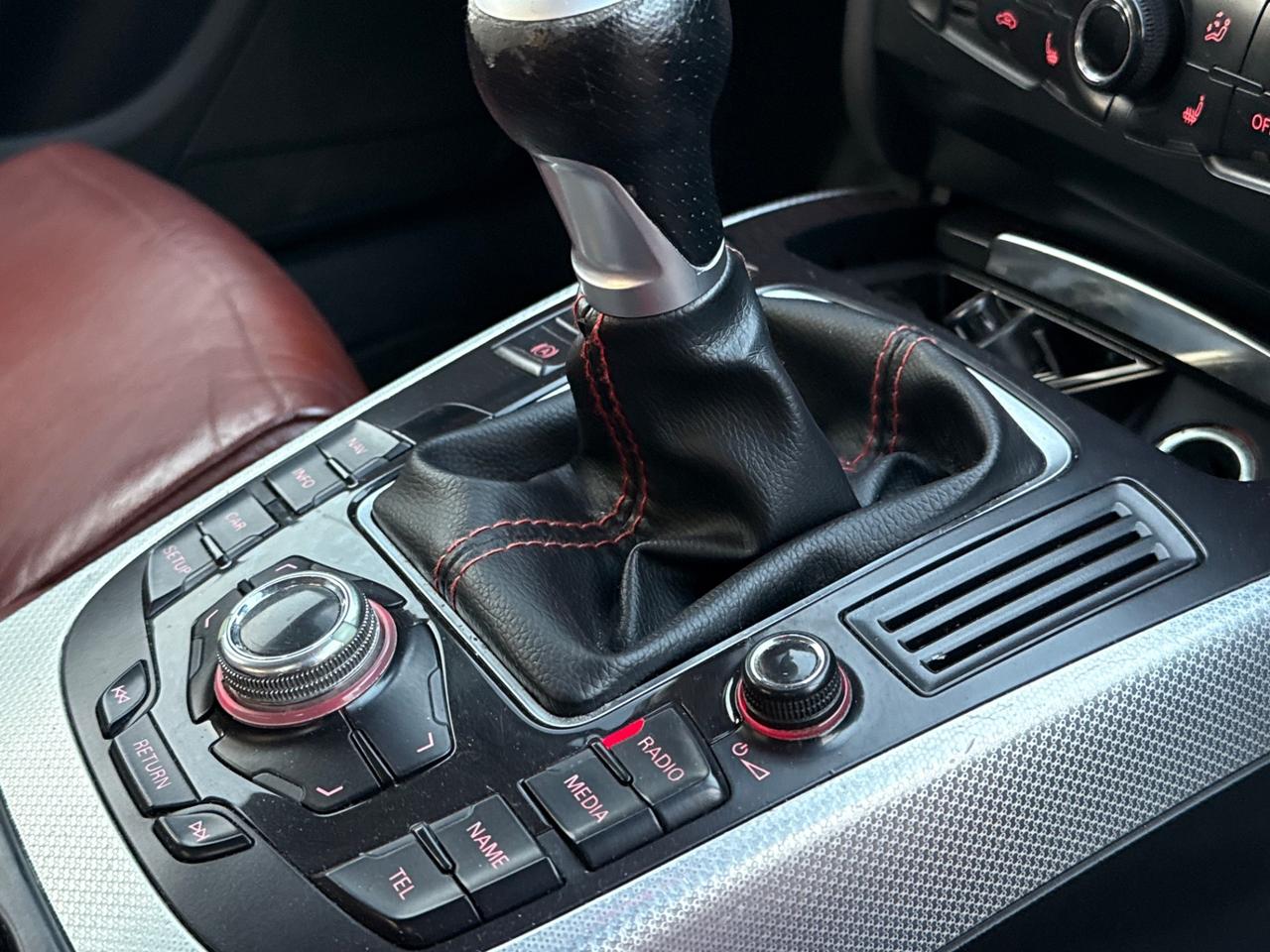 Audi A4 2.0 TDI 143CV S-LINE PELLE CERCHI R18
