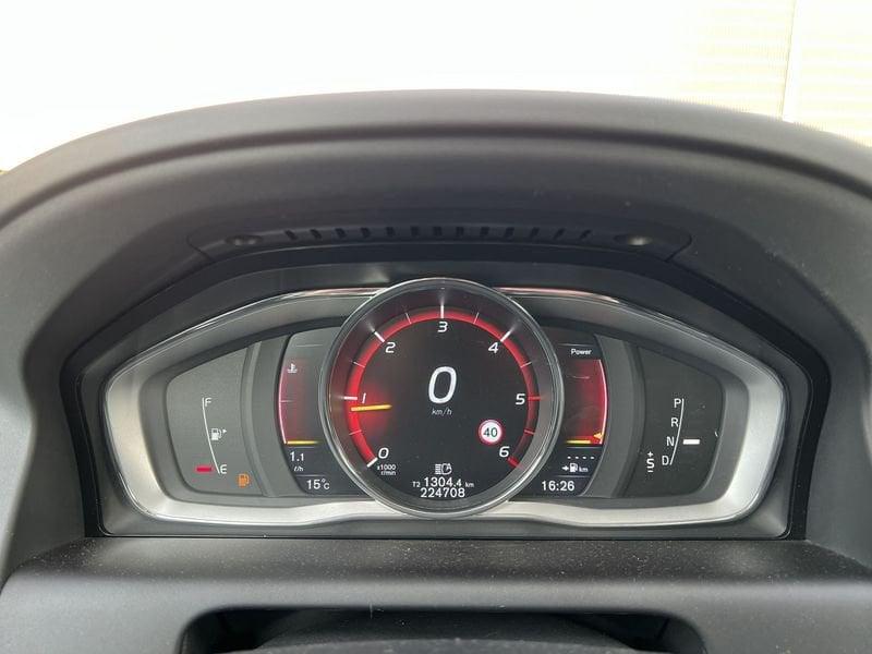 Volvo XC60 D4 190cv Geartronic R-Design Kinetic