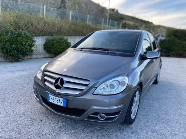 MERCEDES-BENZ B 180 CDI Executive