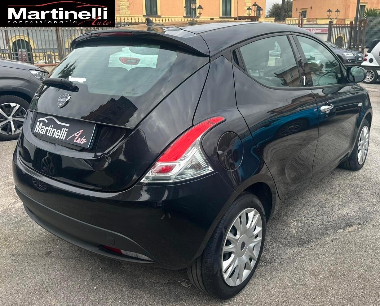 Lancia Ypsilon 1.2 69 CV 5 porte Gold