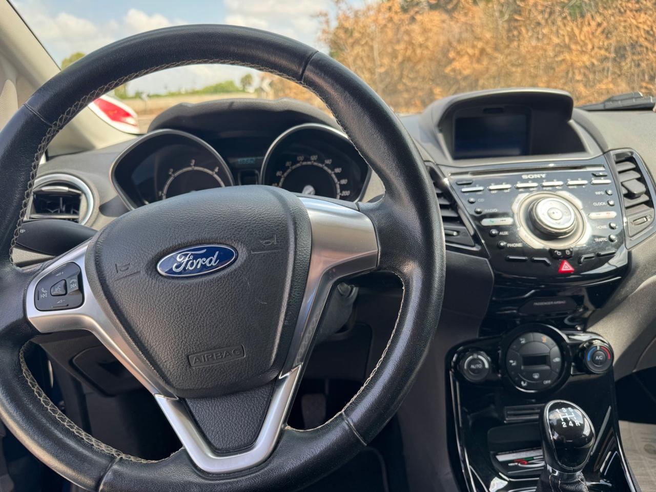 Ford Fiesta 1.5 TDCi 75CV 5 porte