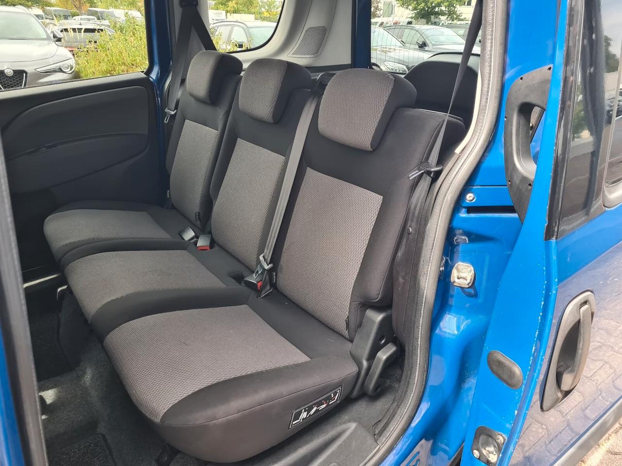 Fiat Doblò 1.6 MJT 16V Emotion 5 POSTI