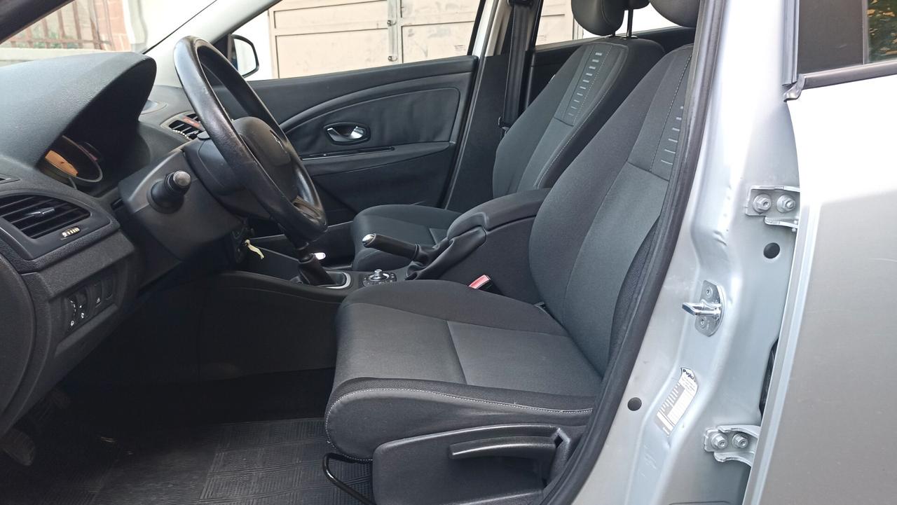 Renault Megane Mégane 1.5 dCi 110CV SporTour Dynamique