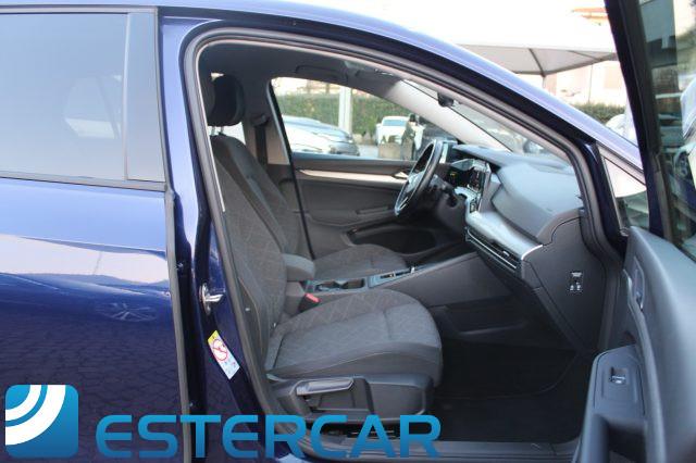 VOLKSWAGEN Golf 8 2.0 TDI DSG Life
