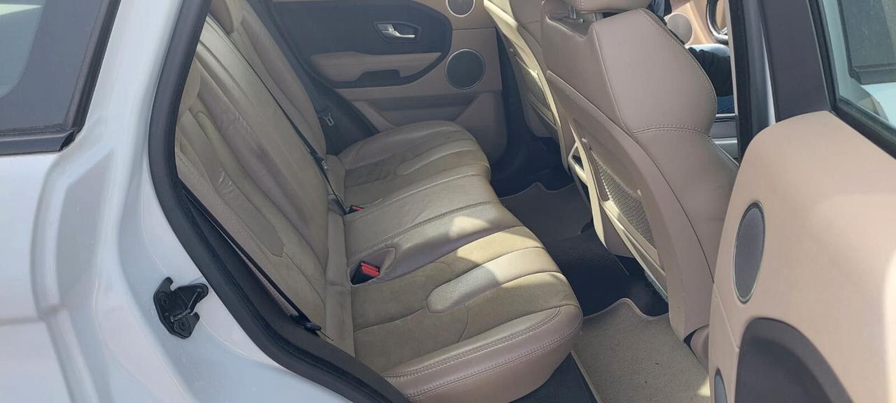 Land Rover Range Evoque 2.2 TD4 5p. Dynamic