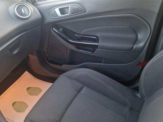 FORD Fiesta 1.5 TDCi 75CV 5 porte Titanium