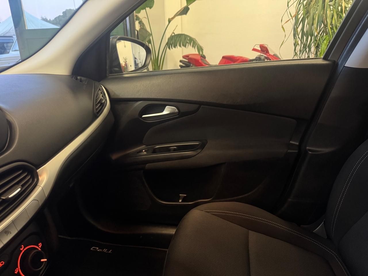 Fiat Tipo 1.4 95Cv Benzina 49.000km Neopatentati