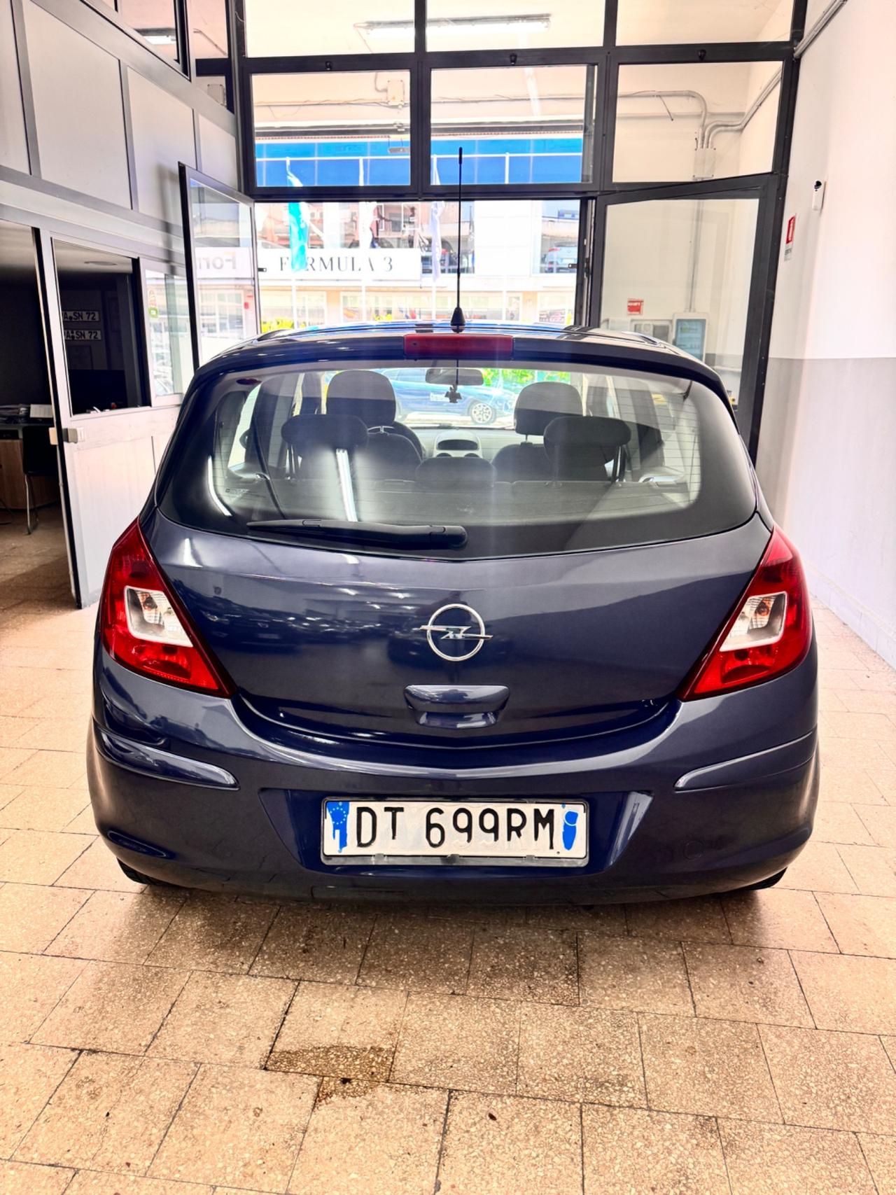 Opel Corsa 1.2 5 Porte Benz/Gpl Cosmo - 2009