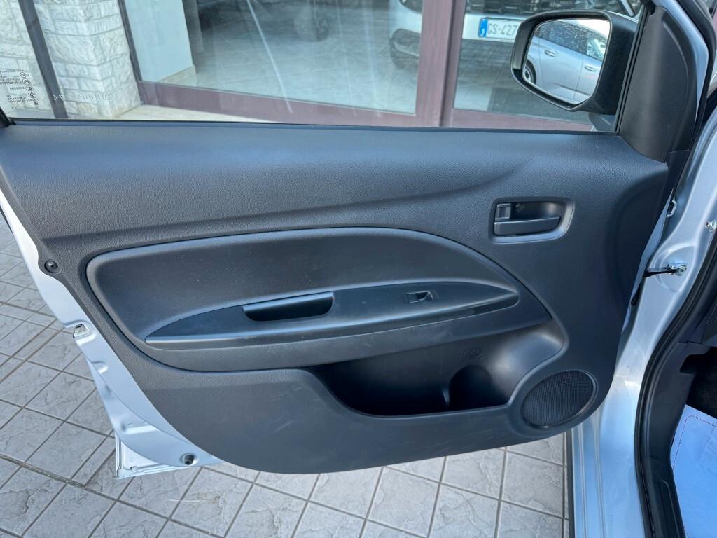 Mitsubishi Space Star 1.2 Intense 5p