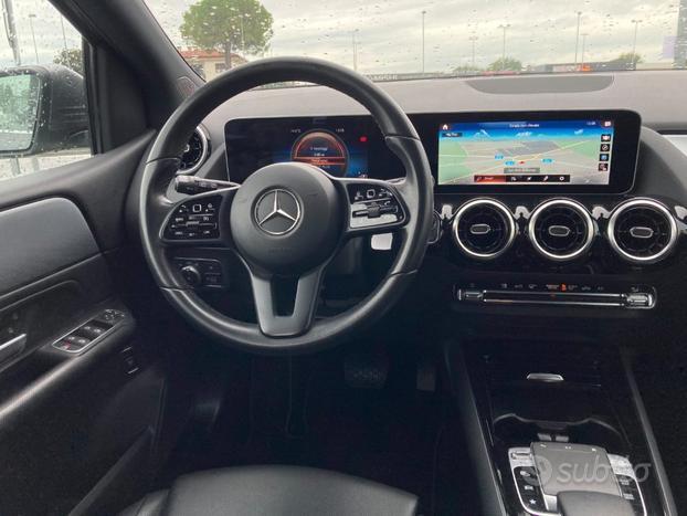 MERCEDES-BENZ B 180 d Automatic Business Extra