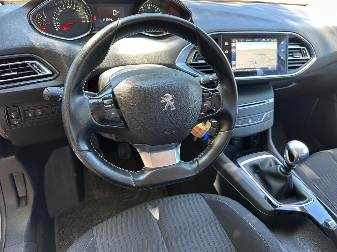 Peugeot 308 BlueHDi 120 S&S SW Allure