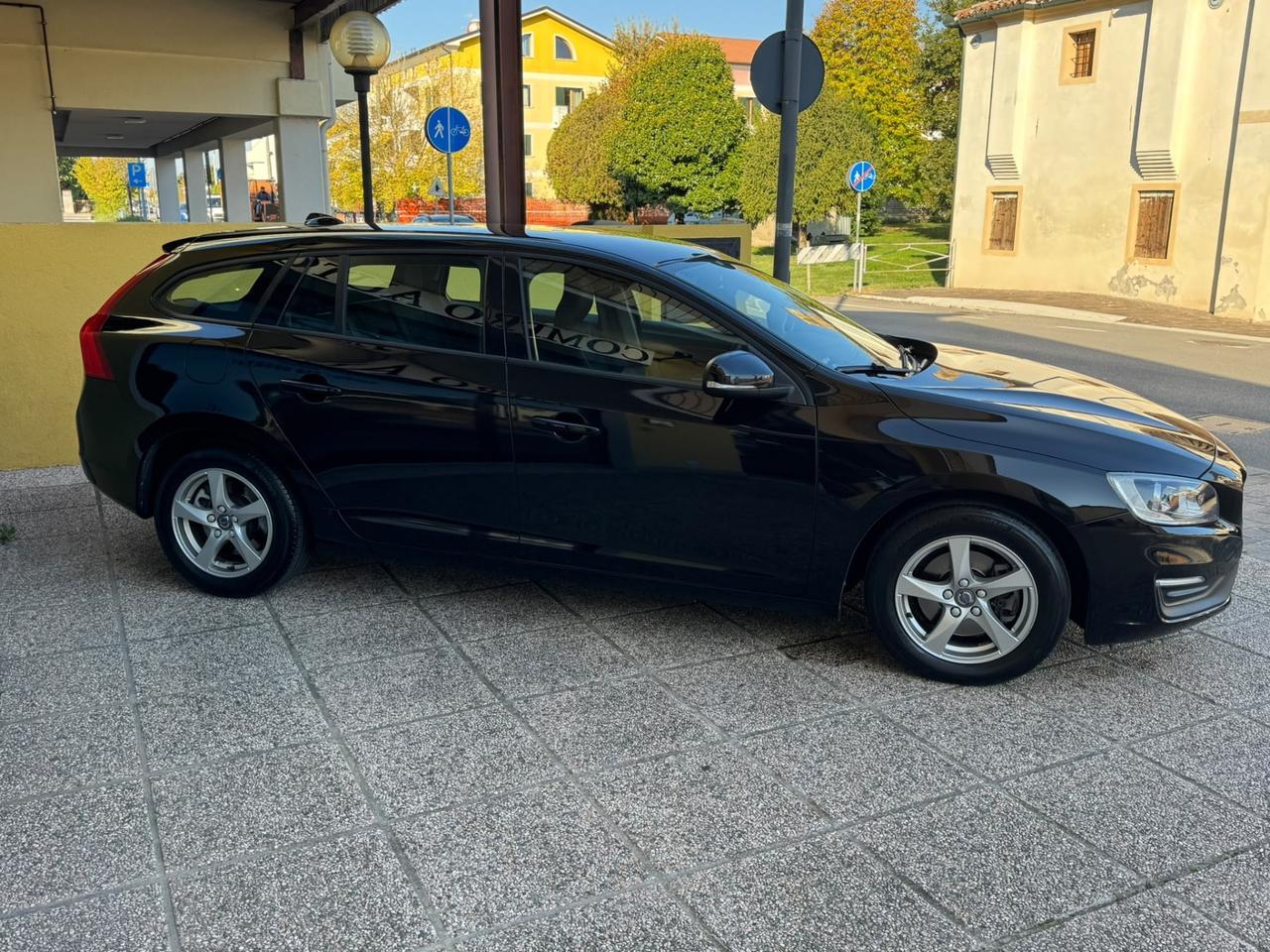 Volvo V60 D2 2.0 120cv 11/2016