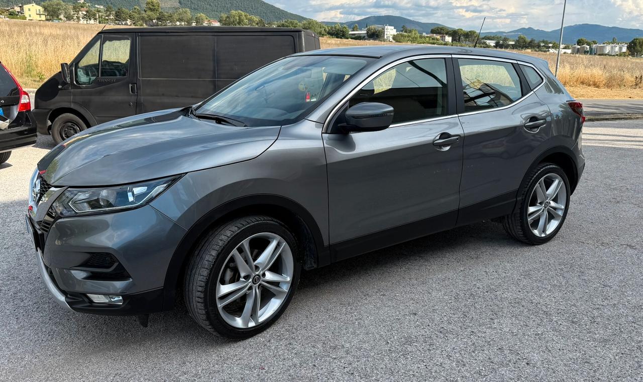 Nissan Qashqai 1.3 DIG-T 140 CV Visia