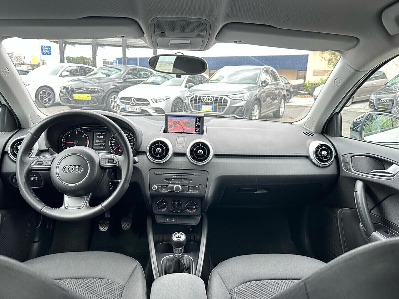 Audi A1 1.6 TDI 90CV S-LINE
