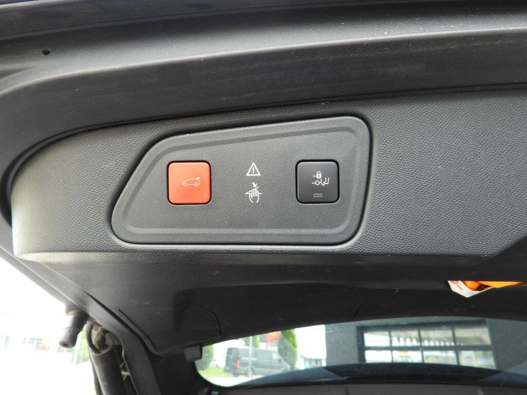 Peugeot 3008 1.6 BlueHDi Allure