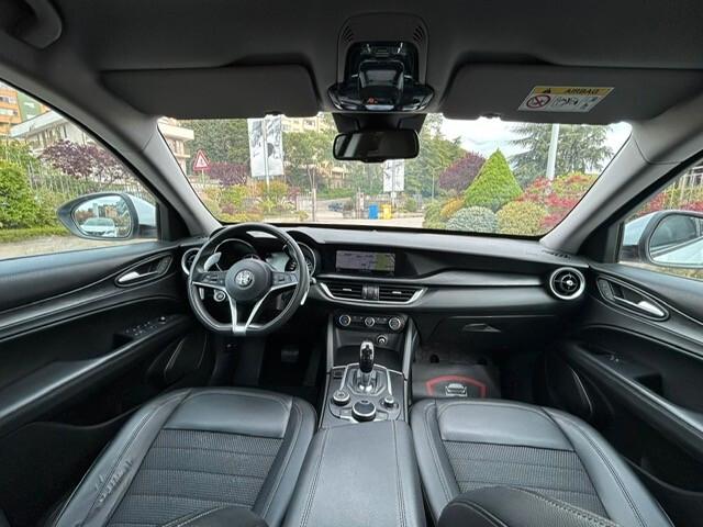 Alfa Romeo Stelvio 2.2 Turbodiesel 180 CV AT8 RWD Super