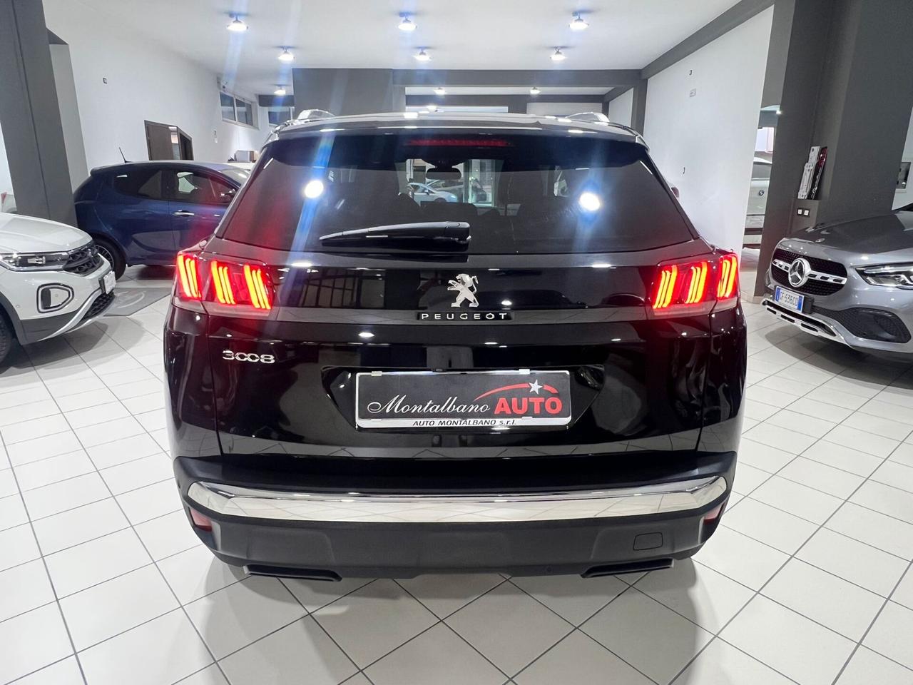 Peugeot 3008 BlueHDi 130 S&S EAT8 Allure Pack (AUTOCARRO N1)