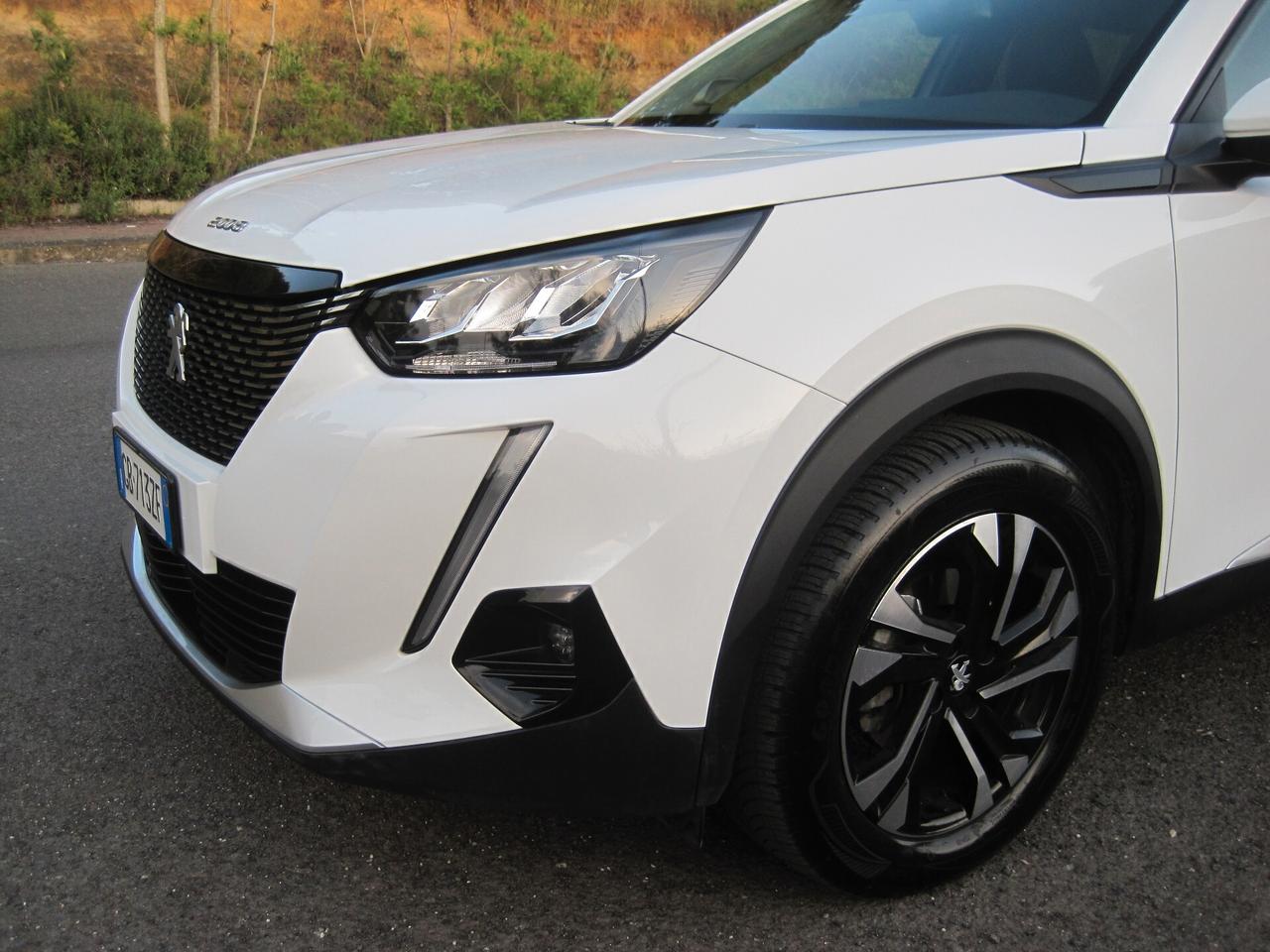 Peugeot 2008 PureTech 130 S&S Allure Pack