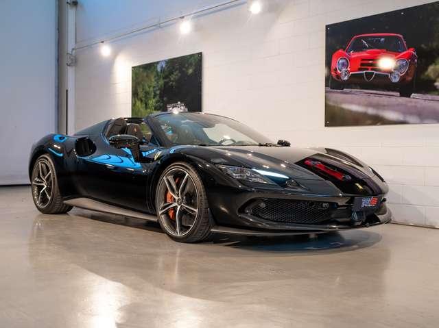 Ferrari 296 GTS 3.0+LIFT+CARBONIO+VOLANTE LED+SCUDETTI+CERCHI DIAMANTATI+VETTURA ATELIER+IVA ESPOSTA+