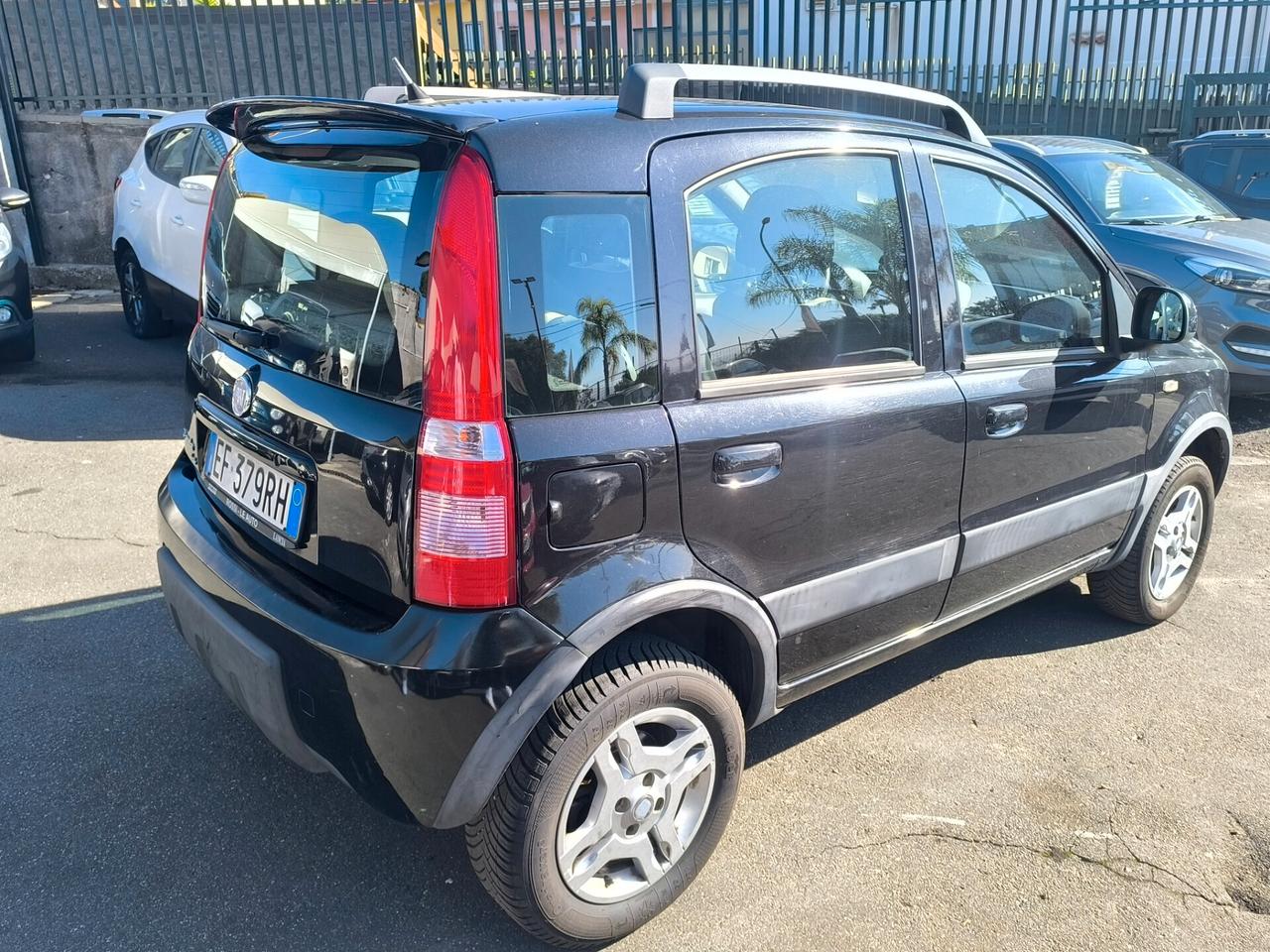Fiat Panda 1.3 MJT 16V DPF 4x4 Climbing